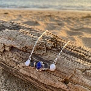 Bar Necklace White Buffalo Turquoise And Auzli